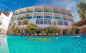 Hotel Rega Suites Guayabitos - Family & Kitchen